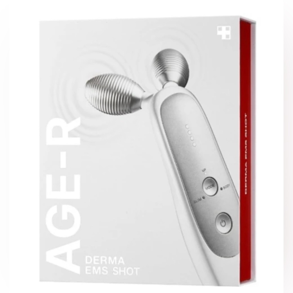 NWT MEDICUBE AGE-R DERMA EMS SHOT FACIAL ELECTROSTIMULATION DEVICE